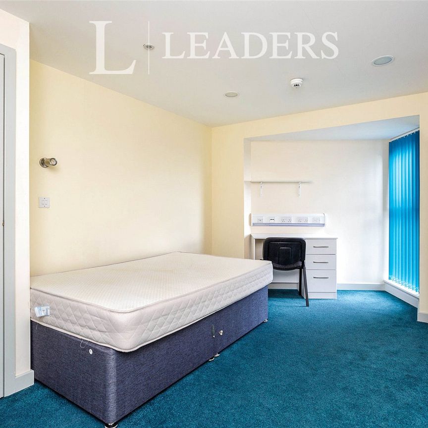 1 bedroom apartment to rent 151 Halls, Fawcett Road, Southsea, PO4 - Photo 1