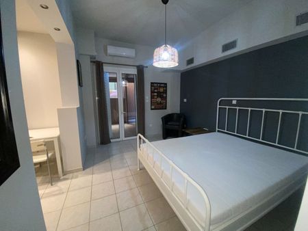 Studio/Γκαρσονιέρα για ενοικίαση Μουσείο (Εξάρχεια - Νεάπολη) - Photo 2