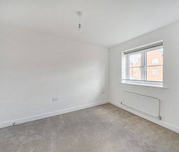 Upton Hall Crescent - Photo 6