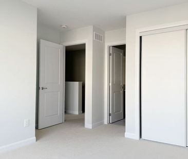 For Lease - 1021 creekway Private, Kanata, Ontario - Photo 4