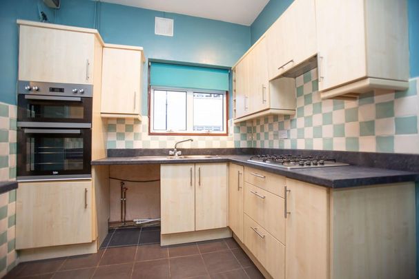 3 bedroom semi-detached house to rent - Photo 1