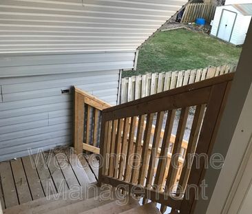 $1,350 / 1 br / 1 ba / Completely Renovated Second Floor Unit! - Photo 5