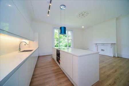 Vanbrugh Park, London, SE3 - Photo 4