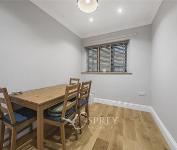 4 bedroom detached house to rent - Photo 3