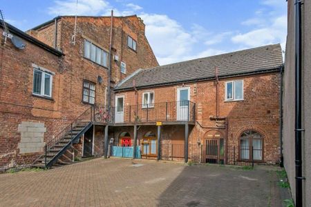 1 bedroom flat to rent - Photo 2