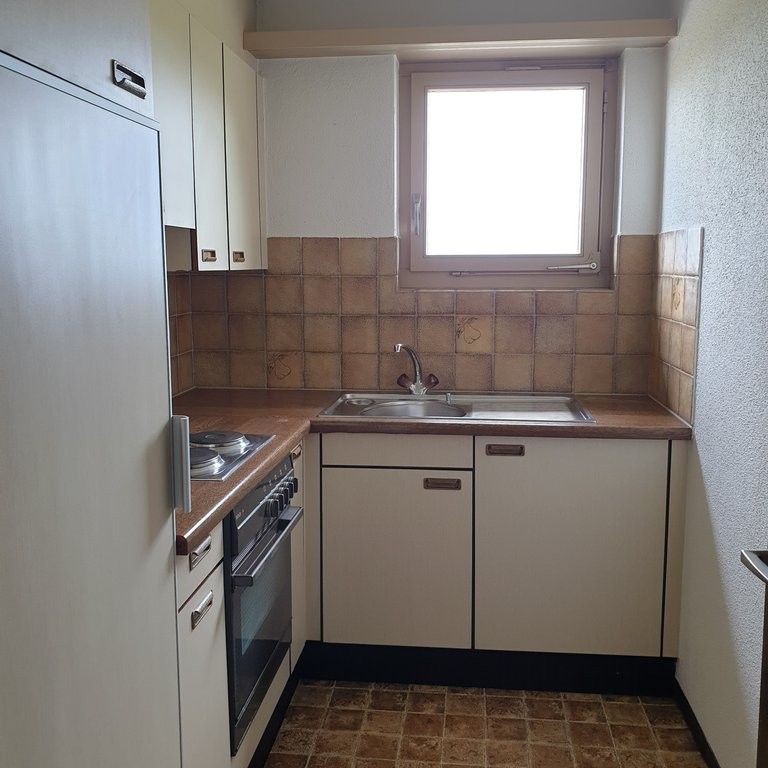 Sonnige und ruhige Lage - Nähe Autobahnzufahrt A1 - Foto 1