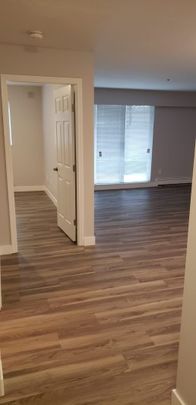 Matthew Court - Photo 1