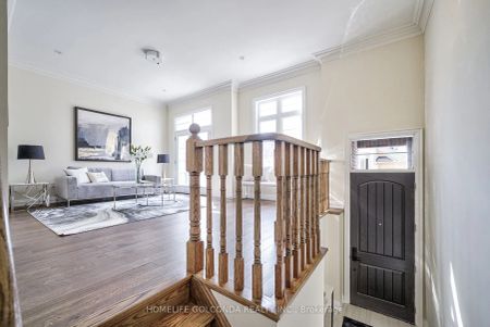 Condo Townhouse For Lease | N9258349 - Photo 3