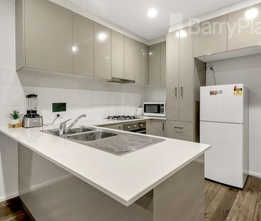 Ideally Located - Photo 6