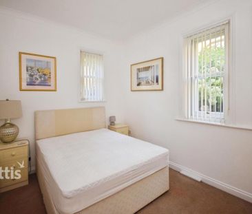 2 bedroom duplex to rent - Photo 2