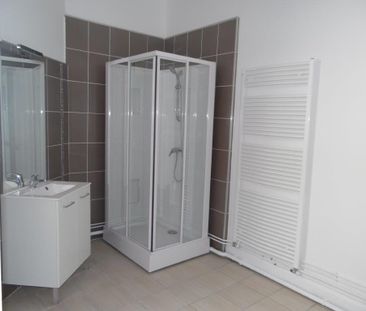 Location Appartement 2 pièces 46m² VICHY 03200 - Photo 5