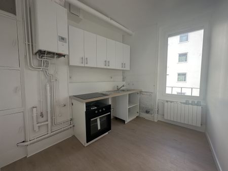 Location Appartement 2 pièces 45m² CLERMONT FERRAND 63000 - Photo 3
