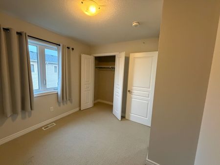 For Lease - 50 Scarlett Common Unit# 7, St. Catharines, Ontario - Photo 2