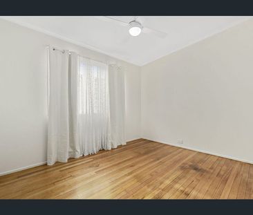 10 Central Avenue, Deagon, Qld 4017 - Photo 2