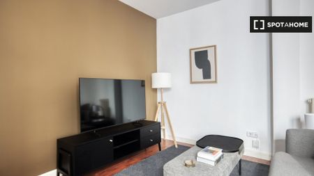 madrid, Community of Madrid 28020 - Photo 2