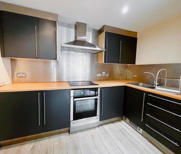 2 bedroom flat to rent - Photo 3