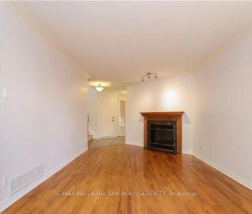 104 THORNBURY CRESCENT - Photo 4