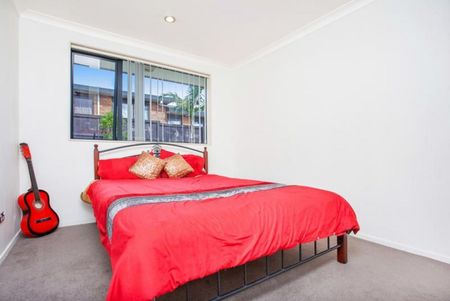 a/68 Farquhar Road - Photo 3