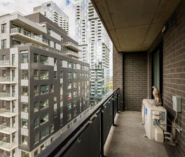 1190 Rue MacKay, #1202 - Photo 2