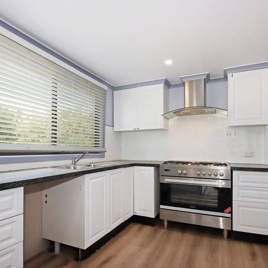 2 BEDROOM HOME WITH GREAT SIZE YARD! - Photo 1