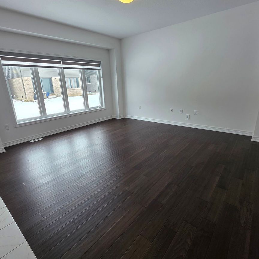 For Lease - 20 Broddy Avenue, Brantford, Ontario - Photo 1