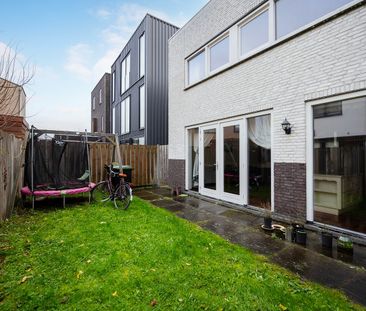 Helenusstraat 15, Homeruskwartier Midden, 1363VC, Almere - Photo 2