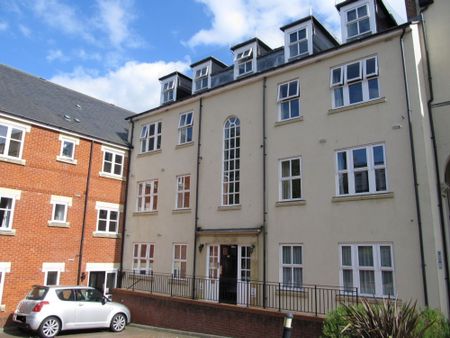 Boltro Road, Charter Gate Boltro Road, RH16 - Photo 3