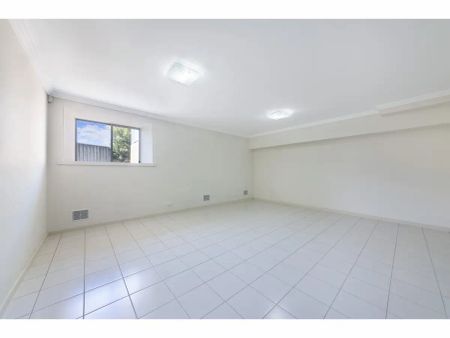 “Modern 4 Bedroom Home + Rumpus With All the Added Luxuries” - Photo 4