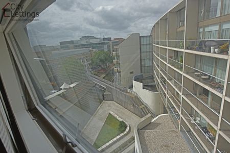 1 Bedroom Apartment - Photo 4