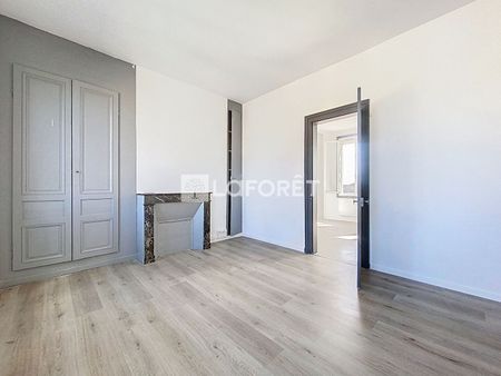 Apartment - Photo 2
