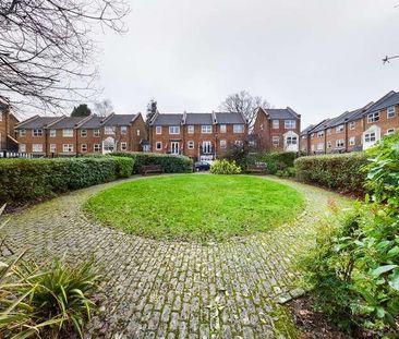 Manning Close, East Grinstead, West Sussex, RH19 - Photo 6