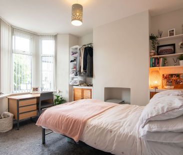 Top location for all universities! - Photo 5