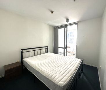 Furnished 1 Bedroom Apartment - Photo 4