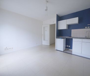 Location Appartement 1 pièce 21m² - Photo 1