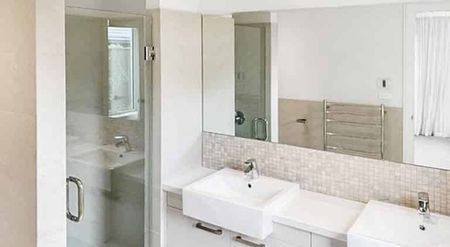 Karaka stunner! - Photo 4