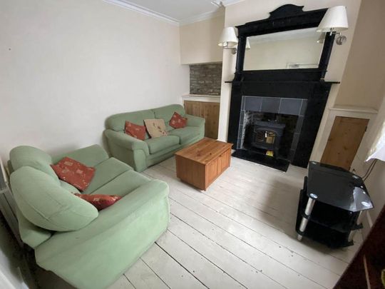 4 bedroom house to rent - Photo 1