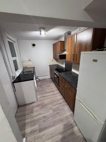 23 Christ Church Street, Preston - Photo 5