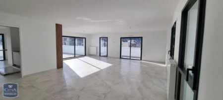 Appartement à louer 4 pièces 147.7m² - Photo 2