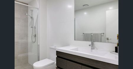 Near New Two Bedroom Unit - Photo 4