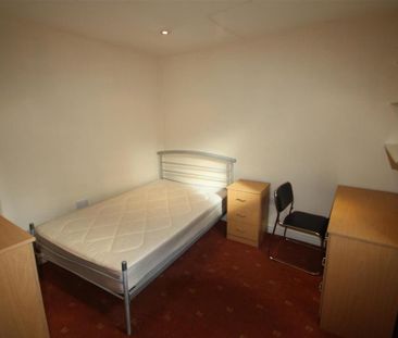 8 bedroom house to rent - Photo 3