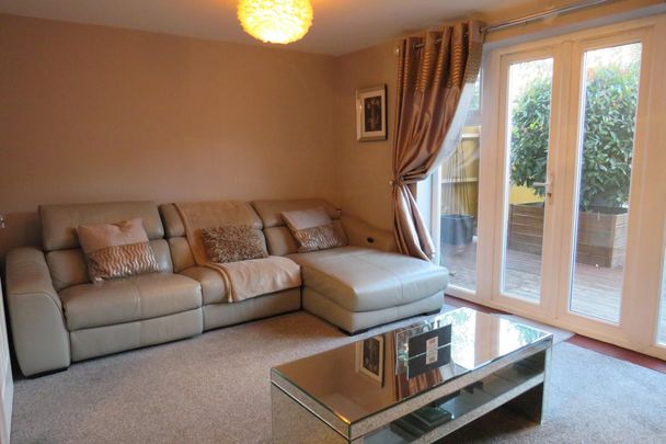 Tannin Crescent, Bulwell, NOTTINGHAM - Photo 1