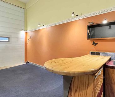 Welcome home to 1M/51 Webb Street - Photo 2