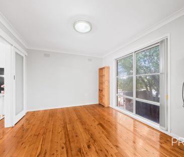 35 Waranga Ave, Mount Austin NSW 2650 - Photo 2