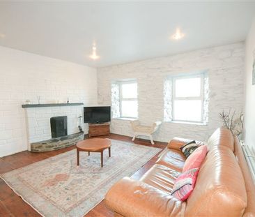 2 Hamilton's Row, Courtmacsherry, West Cork, P72 P684 - Photo 4