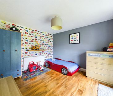 4 bedroom detached bungalow to rent - Photo 4