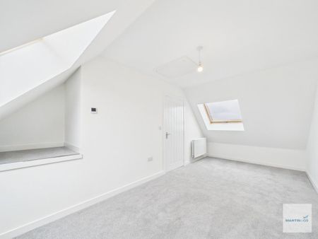 3 bedroom end of terrace house to rent - Photo 3