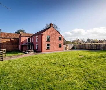 Church Road, Oldbury-on-severn, BS35 - Photo 1