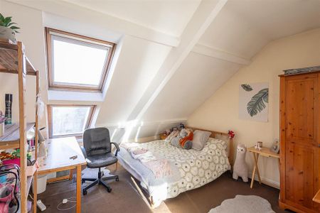 6 bedroom terraced house to rent - Photo 3