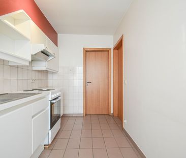Goed onderhouden appartement met twee slaapkamers in centrum Izegem - Foto 1