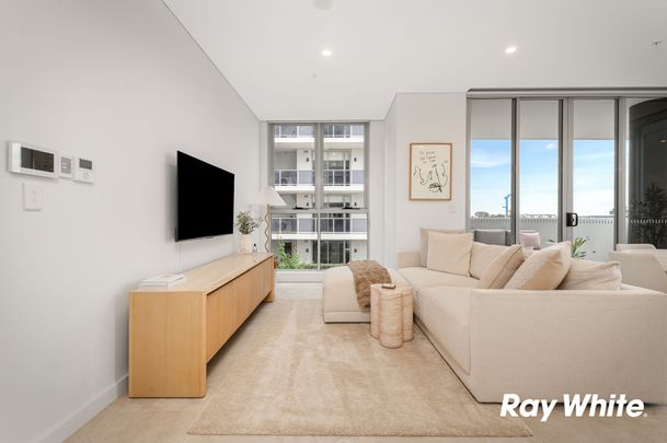 Modern Apartment Living | Close to All Amenities! - Photo 1